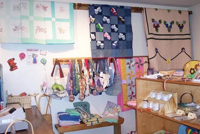 Aunt Dinah's Gift Shop